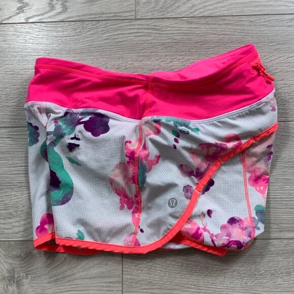 Lululemon Run: Ultra Short II Blurred Blossoms Fossil / Flash - Picture 8 of 16